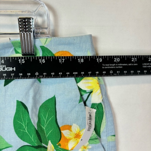NWT Old Navy Floral Everyday Women's Shorts - Picture 7 of 8